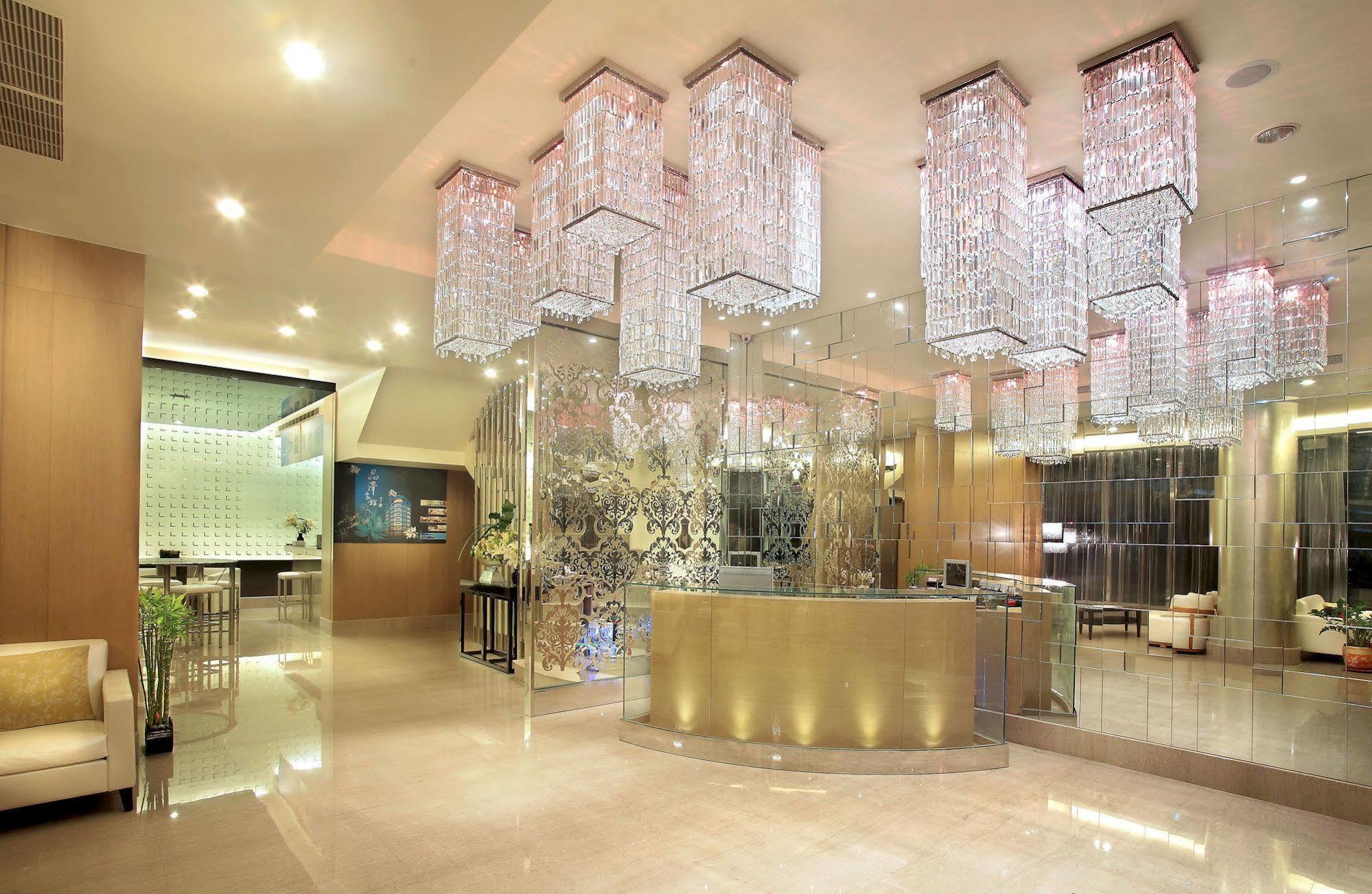 The Crystal Resort Sun Moon Lake Jücsi Beltér fotó