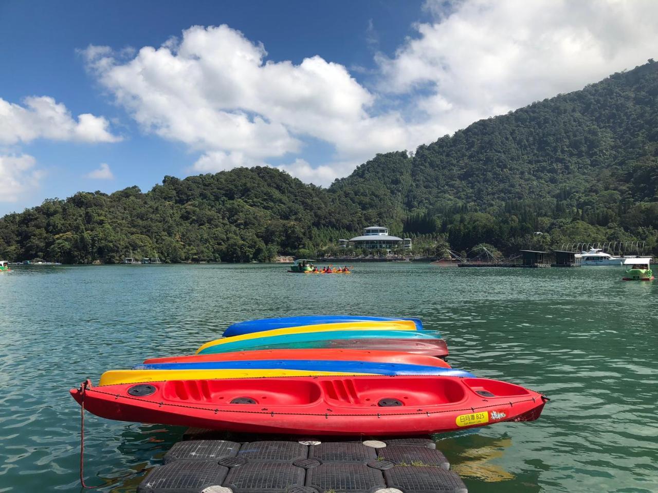 The Crystal Resort Sun Moon Lake Jücsi Kültér fotó